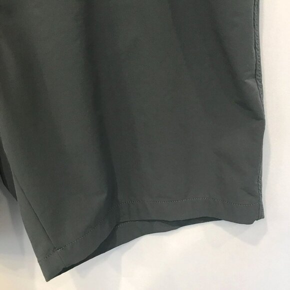 Dockers Supreme Flex Men's Flat Front Bermuda Golf Shorts Sz 40 in Dark Gray - Picture 5 of 14